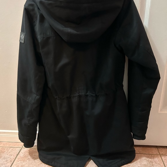 Size Small Columbia Winter Jacket - Picture 2 of 4